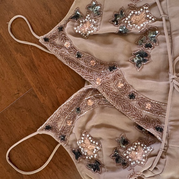 Beaded Party dress - Picture 4 of 6